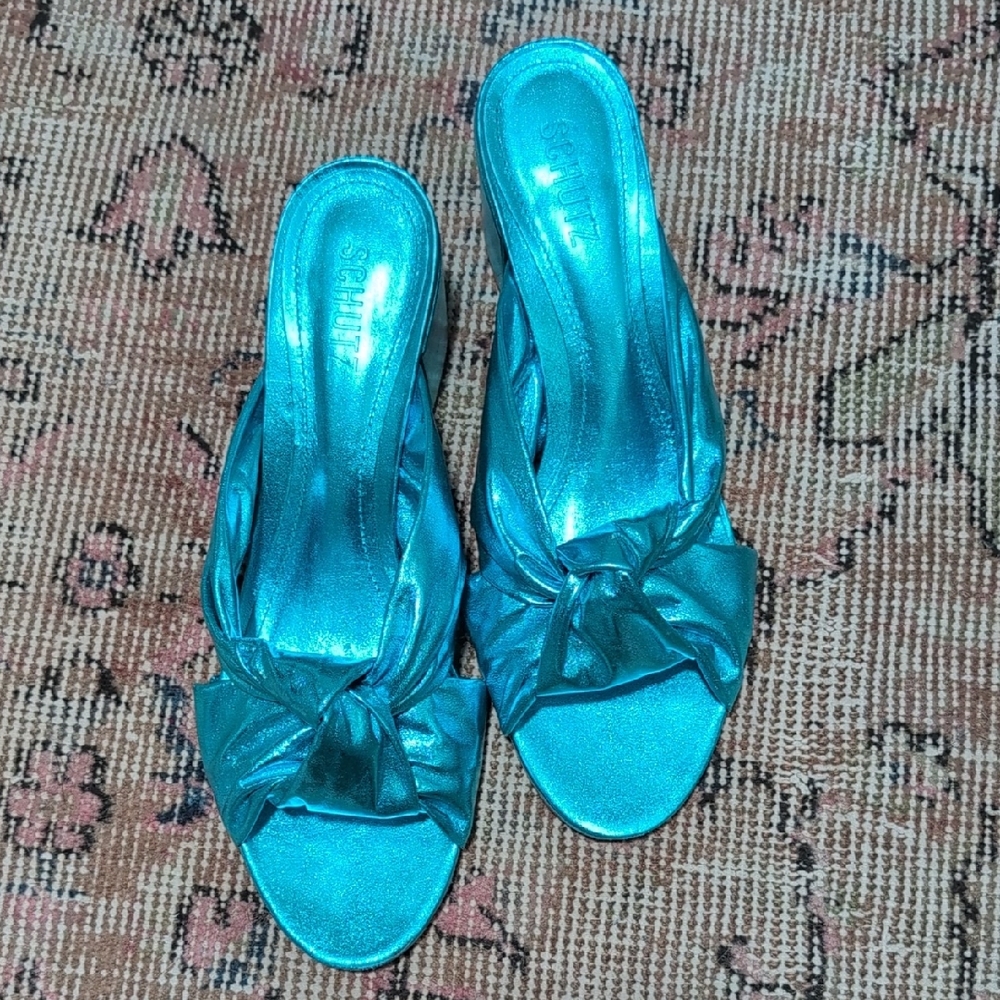 SCHUTZ Open Toe Metallic Blue Sandals